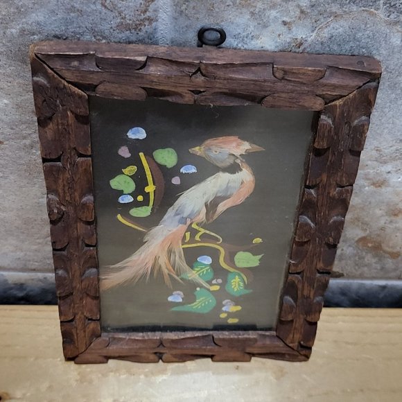 VTG Painted Exotic Bird Feather Art In Hand Carved Wooden Frame - Picture 4 of 12